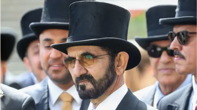 احتجاج سوداني في لندن يواجه محمد بن راشد بسبب حرب السودان.. ومرافقه يرد بإساءة لفظية