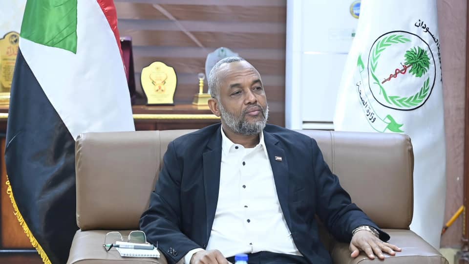 مدير منظمة الصحة العالمية الجديد يبدأ مهامه في السودان.. مباحثات لتعافي النظام الصحي ودعم دارفور وكردفان